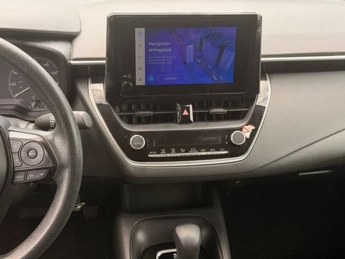 Used 2024 Toyota Corolla LE FWD image 16