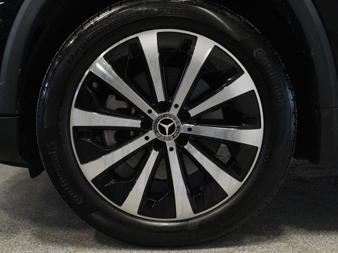 Certified 2023 Mercedes-Benz GLA 250 4MATIC image 9