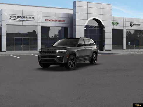 New 2026 Jeep Grand Cherokee Limited w/ Limited Altitude Package AWD/4WD image 1