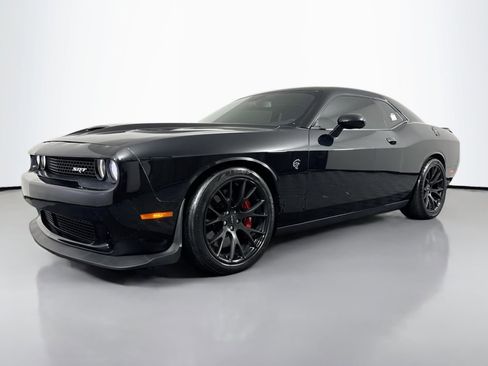 Used 2019 Dodge Challenger SRT Hellcat w/ Laguna Leather Package image 42