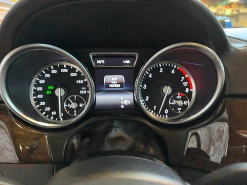 Used 2014 Mercedes-Benz GL 450 4MATIC image 17