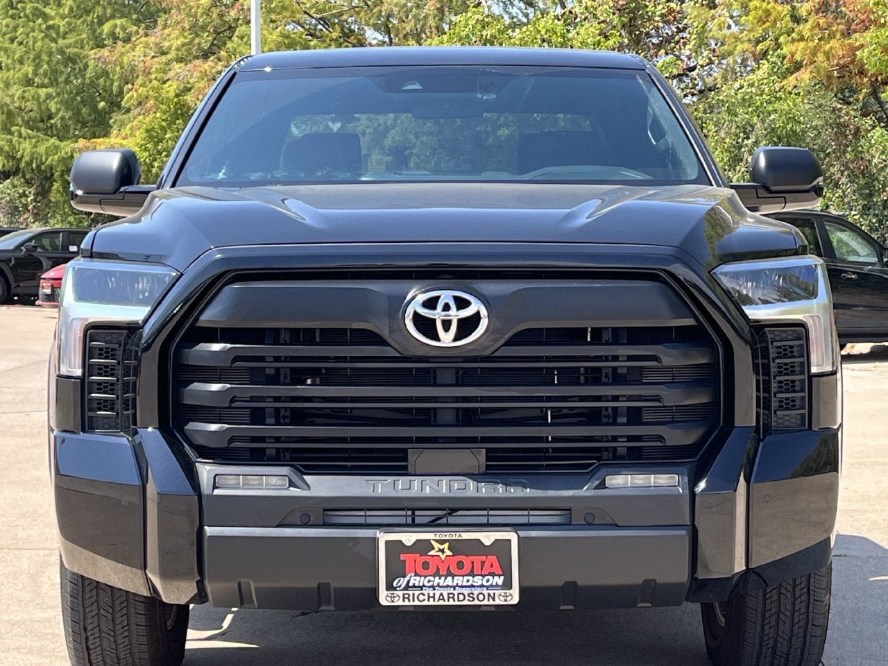 Used 2026 Toyota Tundra SR5 w/ SR5 Convenience Package AWD/4WD image 7