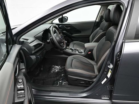 Used 2025 Subaru Crosstrek 2.5i Limited AWD/4WD image 7