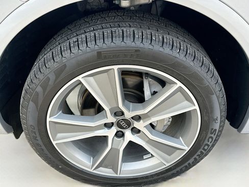 Used 2025 Audi Q5 2.0T Premium w/ Convenience Plus Package image 33