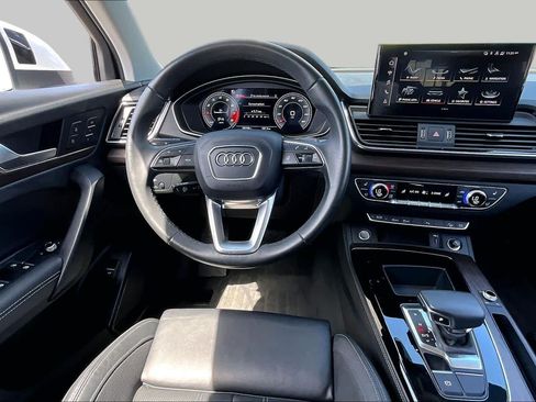 Used 2021 Audi Q5 2.0T Premium Plus w/ Premium Plus Package AWD/4WD image 6