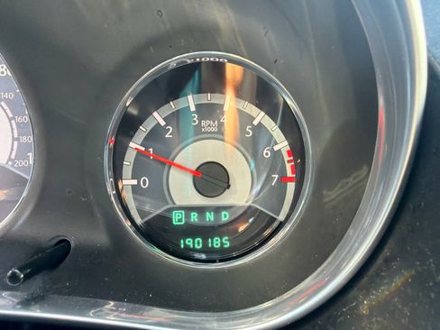 Used 2013 Chrysler 200 Touring image 11