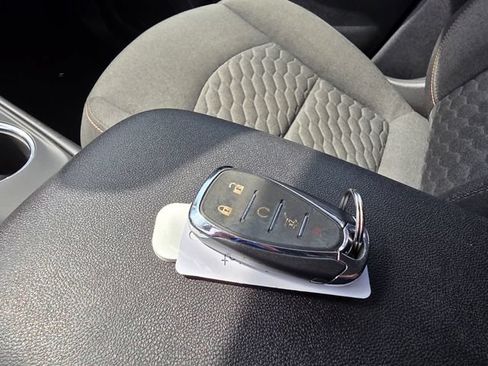 Used 2018 Chevrolet Equinox LT AWD/4WD image 26