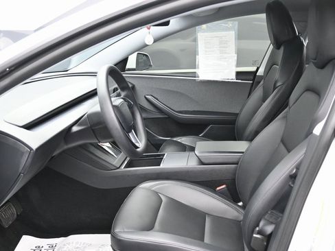 Used 2025 Tesla Model 3 Long Range image 37