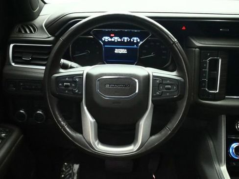 Used 2021 GMC Yukon Denali w/ Denali Premium Package RWD image 34