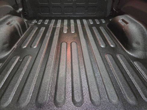 Used 2020 RAM 2500 Limited image 32