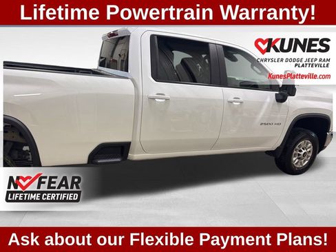 Used 2025 Chevrolet Silverado 2500 LT w/ Convenience Package image 11