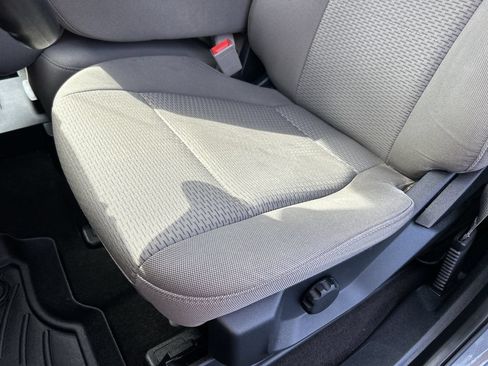Used 2019 Ford F150 XLT AWD/4WD image 24