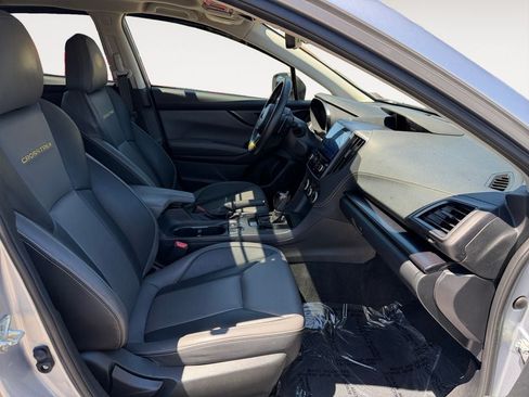 Used 2022 Subaru Crosstrek 2.5i Sport w/ Moonroof Package AWD/4WD image 24