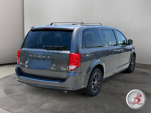 Used 2019 Dodge Grand Caravan GT FWD image 7