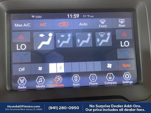 Used 2021 Jeep Renegade Latitude FWD image 29