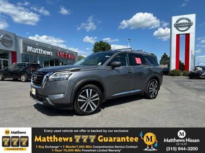 Used 2024 Nissan Pathfinder Platinum w/ Lighting Package (N92)