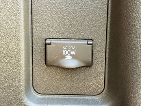 Used 2019 Lexus GX 460 image 35