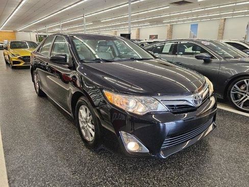 Used 2013 Toyota Camry XLE FWD image 3