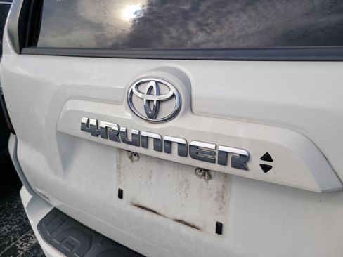 Used 2023 Toyota 4Runner SR5 RWD image 11