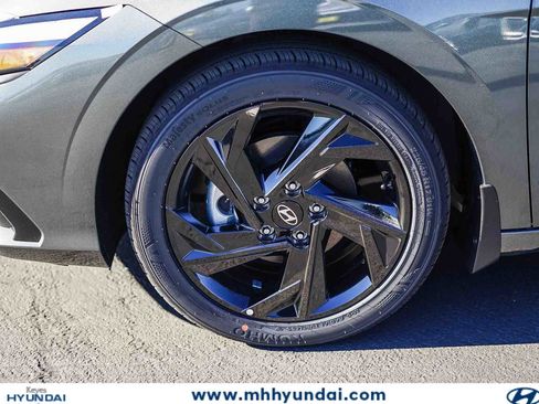 New 2026 Hyundai Elantra Sport FWD image 9