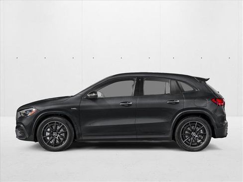 New 2026 Mercedes-Benz GLA 35 AMG 4MATIC image 3