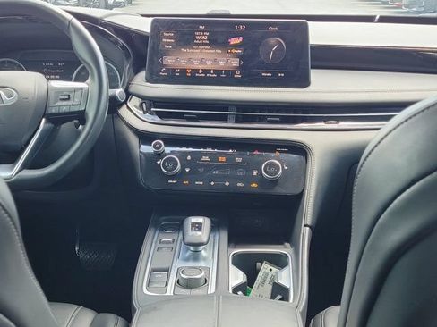 Used 2025 INFINITI QX60 Pure AWD/4WD image 5