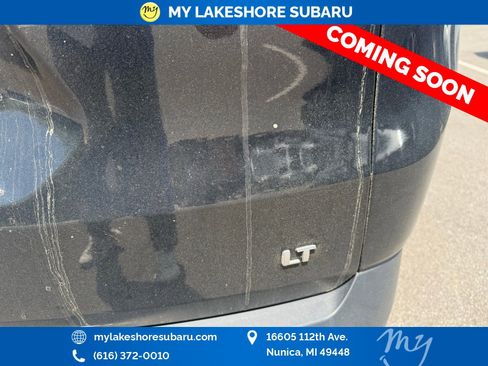 Used 2018 Chevrolet Traverse LT w/ LPO, Floor Liner Package AWD/4WD image 11