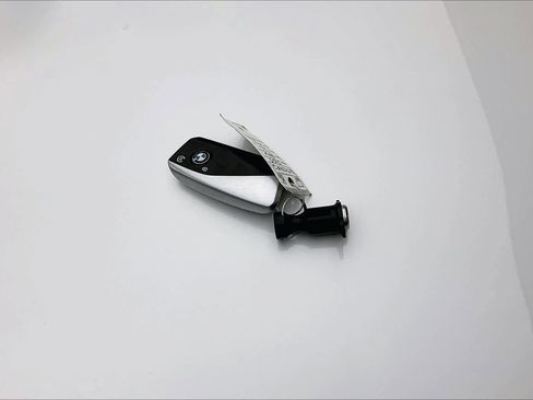 Used 2025 BMW 760i xDrive 760i xDrive w/ Executive Package image 28