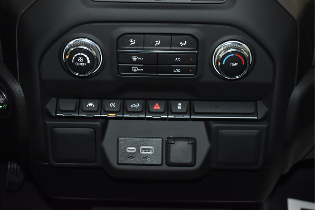 Used 2026 GMC Sierra 1500 Pro w/ Graphite Edition AWD/4WD image 24