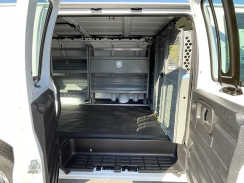 New 2025 Chevrolet Express 2500 w/ Driver Convenience Package image 31