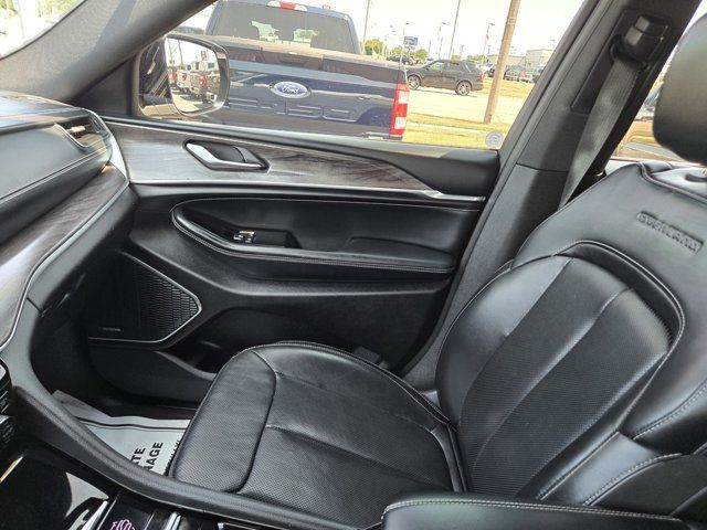 Used 2023 Jeep Grand Cherokee L Overland AWD/4WD image 16