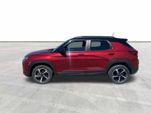 Used 2023 Chevrolet TrailBlazer RS w/ Convenience Package image 3