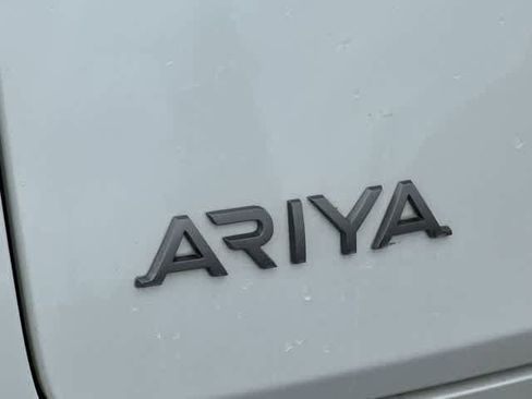 Used 2023 Nissan Ariya FWD image 21