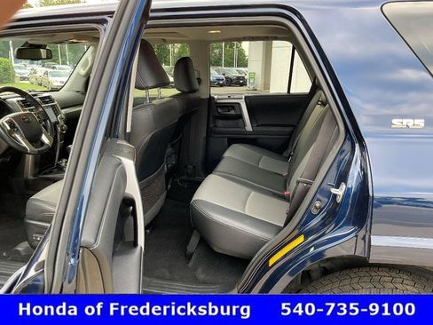 Used 2024 Toyota 4Runner SR5 Premium w/ Moonroof Package AWD/4WD image 30