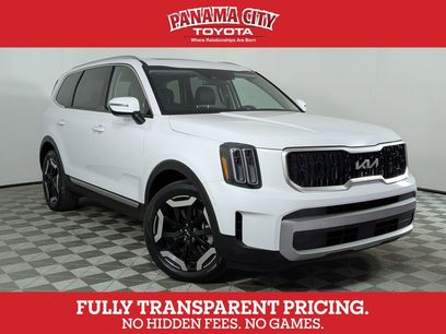 Used 2024 Kia Telluride EX w/ EX Captain's Chair Package