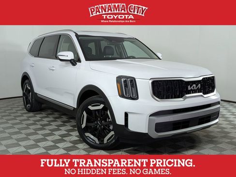 Used 2024 Kia Telluride EX w/ EX Captain's Chair Package FWD image 1