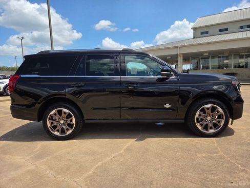 New 2027 Ford Expedition King Ranch RWD image 4