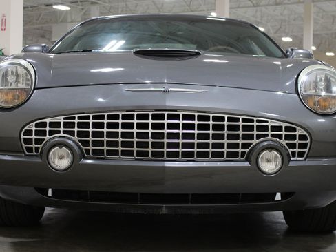 Used 2003 Ford Thunderbird RWD image 36
