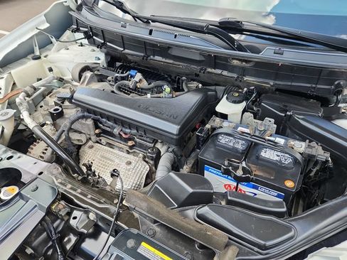 Used 2017 Nissan Rogue S FWD image 15