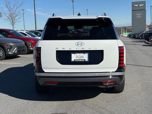 New 2026 Hyundai Palisade Limited FWD image 4