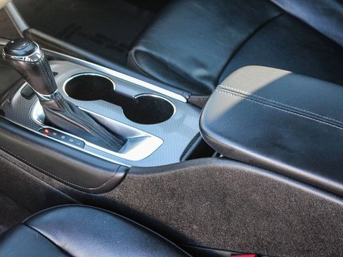 Used 2018 Chevrolet Malibu LT w/ Leather Package image 20