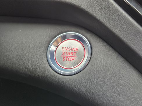 Certified 2025 Acura RDX w/ Technology Package image 21