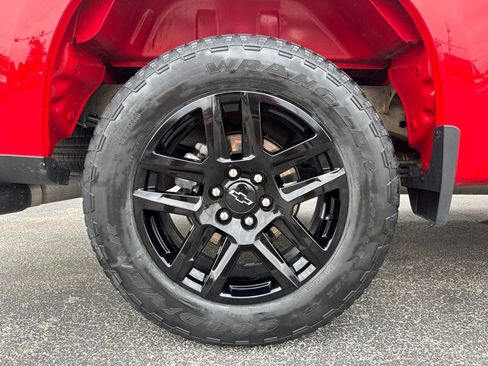 Used 2023 Chevrolet Silverado 1500 Custom w/ Rally Edition AWD/4WD image 10
