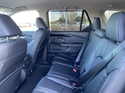 Used 2025 Honda Pilot EX-L image 21