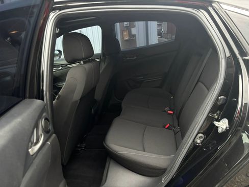 Used 2019 Honda Civic EX image 12