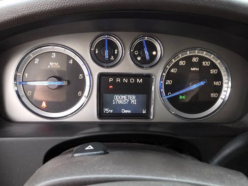 Used 2010 Cadillac Escalade ESV Luxury AWD/4WD image 48