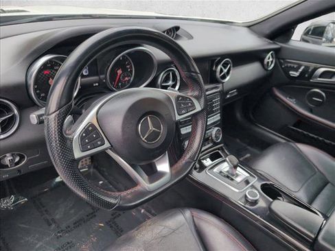 Used 2019 Mercedes-Benz SLC 300 image 8