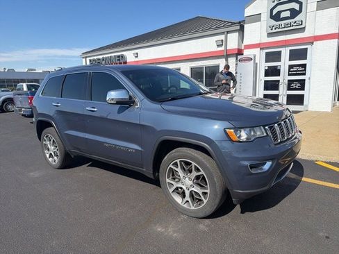 Used 2021 Jeep Grand Cherokee Limited image 1