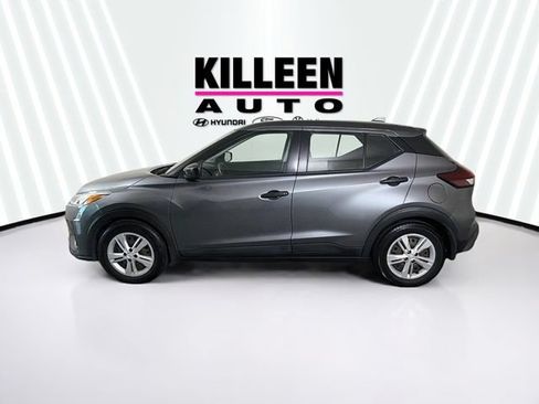 Used 2022 Nissan Kicks S FWD image 4