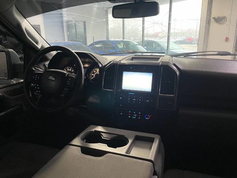 Used 2015 Ford F150 XLT w/ Equipment Group 302A Luxury image 28